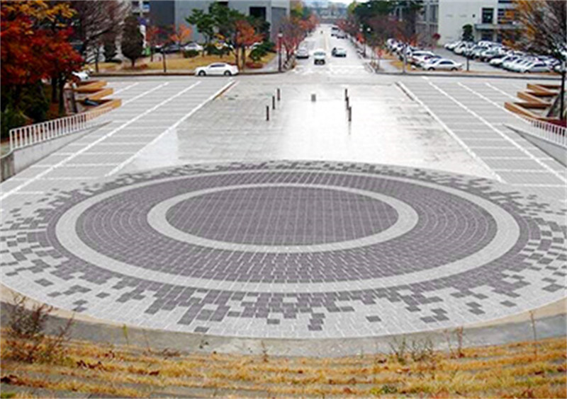 四川陶瓷透水砖厂家合作的阿波罗风情城广场案例效果